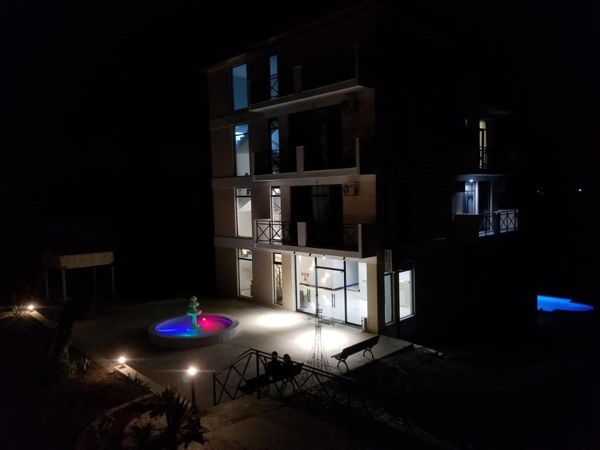 Vita Gardenia Hotel Tskaltubo ภายนอก รูปภาพ